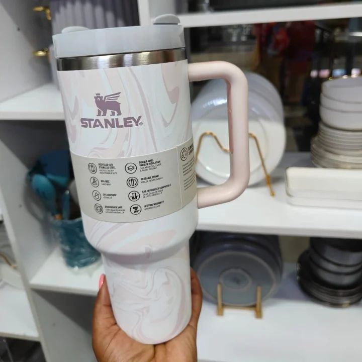 Stanley 40oz Quencher H2.0 Flowstate Insulated Tumbler with Handle & Straw Stainless Steel Travel Mug Hot & Cold waodeals