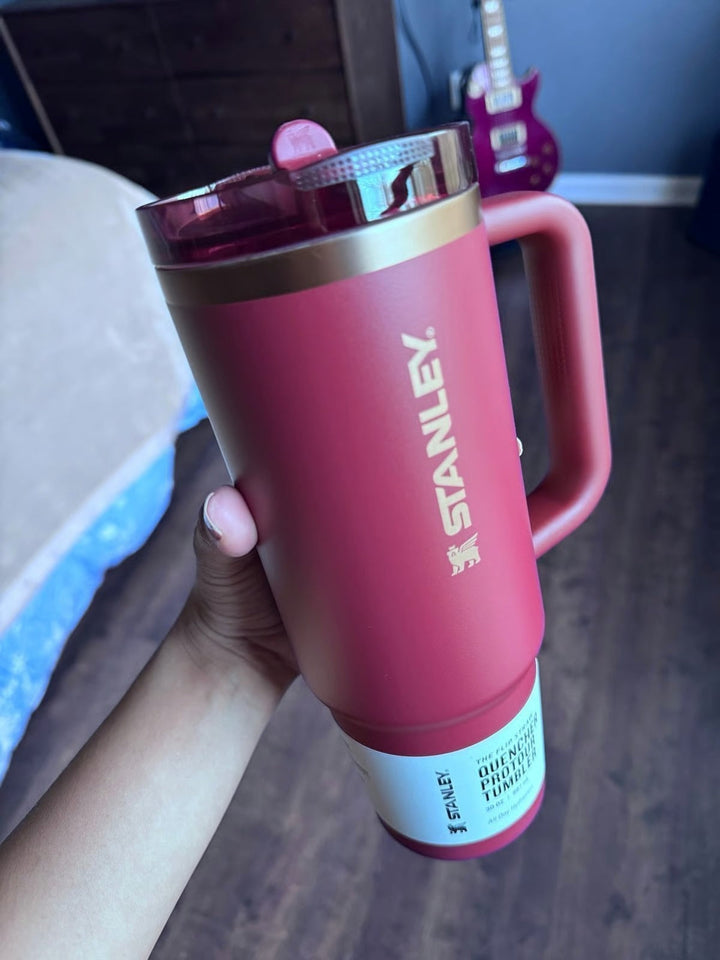 🍷 Stanley Quencher ProTour Flip Straw Tumbler 40oz – Gilded Pomegranate 🧊✨ waodeals